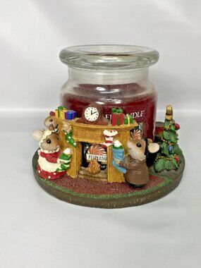 Vtg Mouse Yankee Candle Christmas Candle Holder w/ Candle - Family Mice Resin